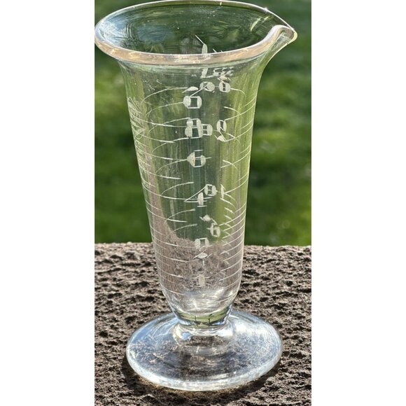 Whitall Tatum Glass Beaker SCIENCE LAB Apothecary Measure Etch Type Ill A-2 Vtg - Picture 4 of 10